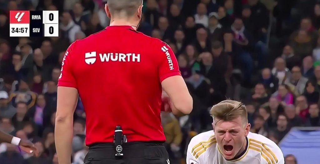 Díaz de Mera y Toni Kroos