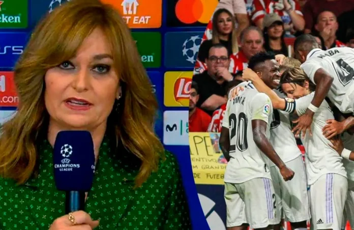 Mónica Marchante, junto a futbolistas varios del Real Madrid.