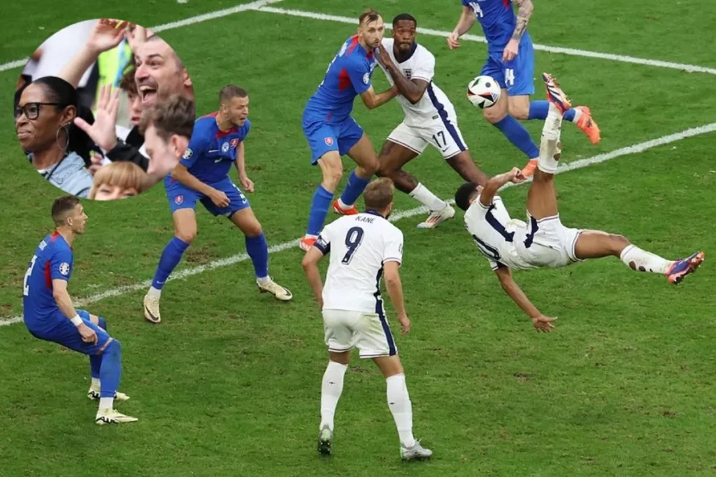 Bellingham, en su gol ante Eslovaquia.