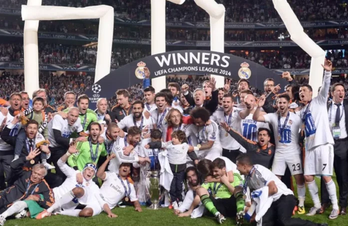 El Real Madrid celebrando La Décima