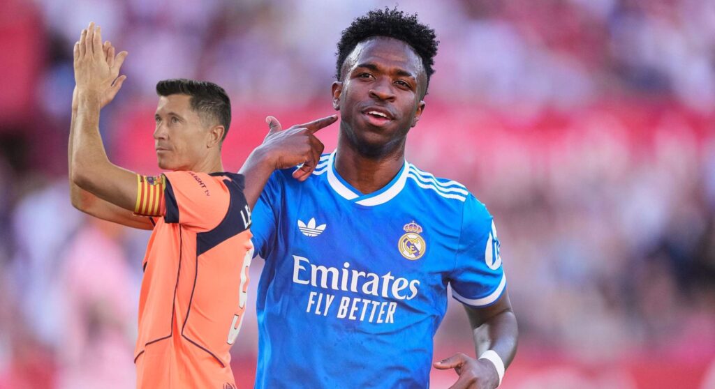 Vinícius supera a Lewandowski en participaciones de gol