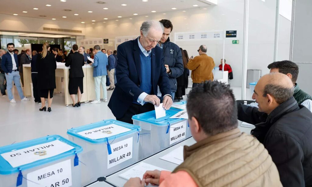 El Real Madrid se someterá a un proceso electoral después de que hayan sido aceptadas las candidaturas de Florentino Pérez y Enrique Riquelme.